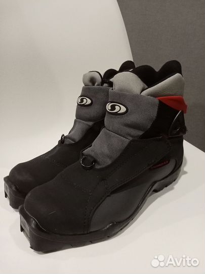 Лыжные ботинки Salomon р. 38/39