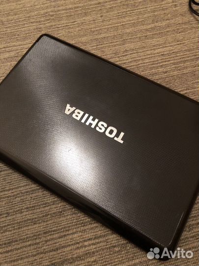 Ноутбук toshiba