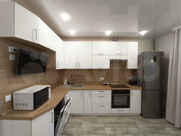 2-к. квартира, 74 м², 12/12 эт.