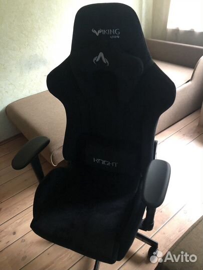 Игровое креслоViking