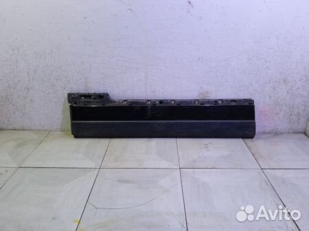 Накладка двери передней левой