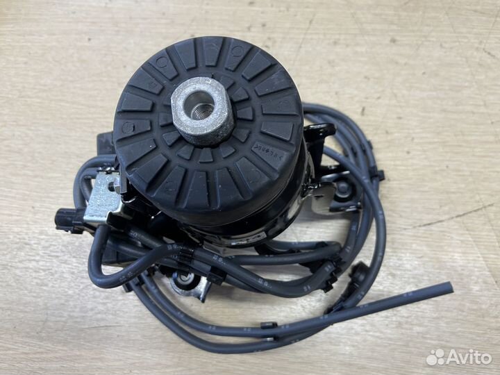 Опора двигателя передняя Toyota Rav4 XA50 2.0