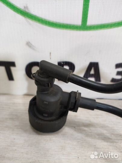 Трубка сцепления Nissan Note E11 HR16DE 2011