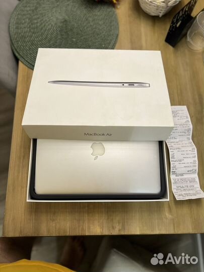 Macbook air 13 early 2015