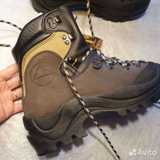 Треккинговые ботинки женские 39 la sportiva