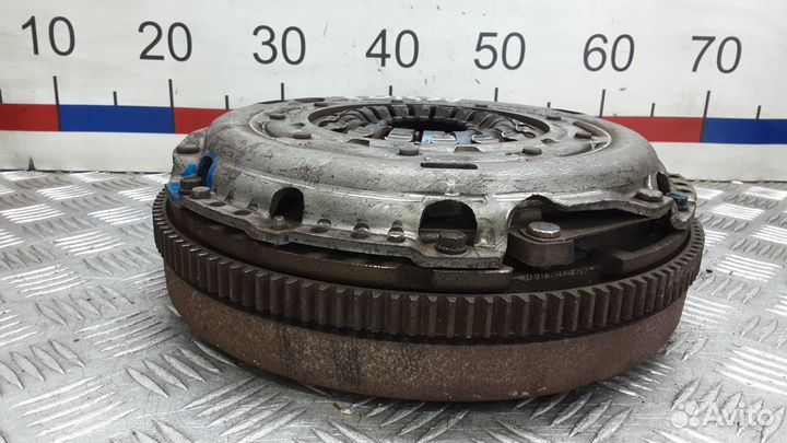 Б/У Б/У Маховик демпферный дизельный 03L105266CC