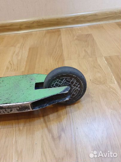 Трюковой самокат