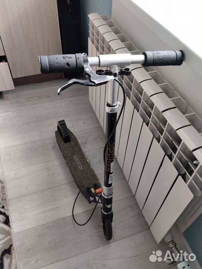 Детский самокат городской