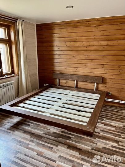 Новые Парящие кровати из клееного бруса