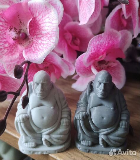 Смесь Скалы, Будды и Пуджа