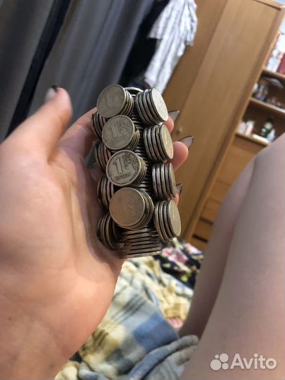 Монетная статуя