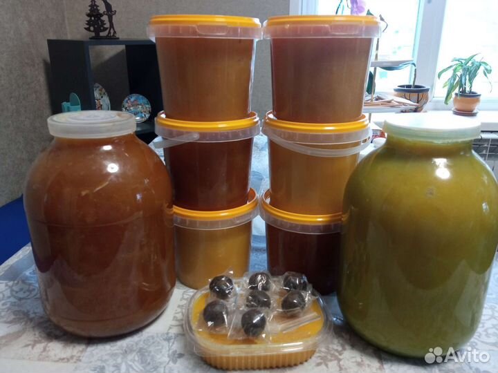 Натуральный мед и прополис с собственной пасеки