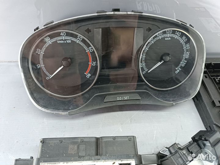 Комплект эбу Skoda Rapid