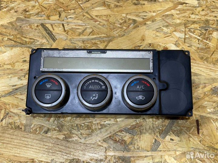 Блок управления печки/климат-контроля Nissan D40