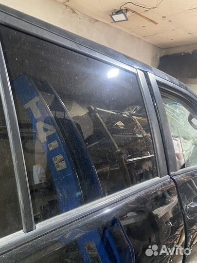 Стекло заднее правое Toyota Land Cruiser Prado 150