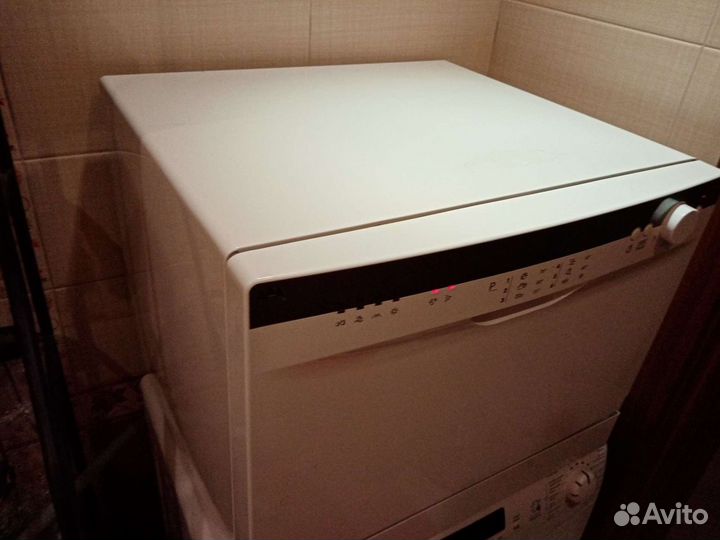 Посудомоечная машина Indesit ICD 661