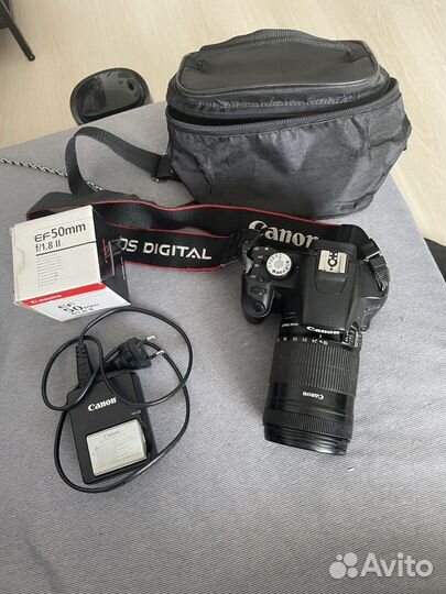 Зеркальный фотоаппарат canon