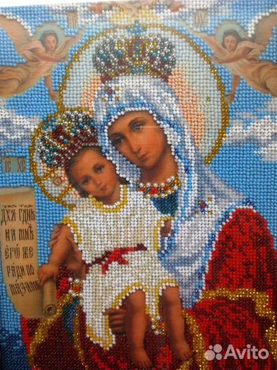 Богоматерь. Икона, вышитая бисером