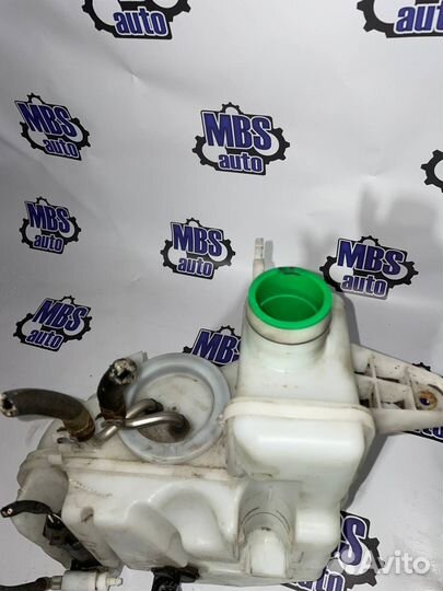 Бачок омывателя передний Mercedes-Benz GLC-Класс