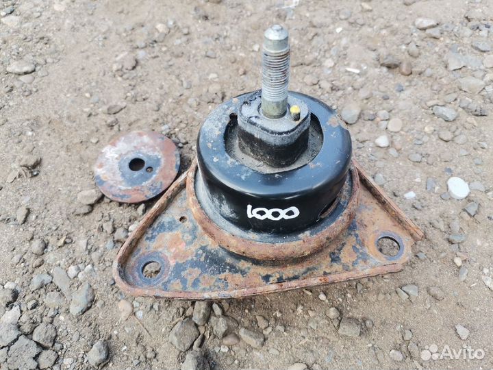 Подушка двигателя боковая kia ceed 1 ed