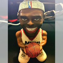 Фигурка копилка James Lebron Q-015