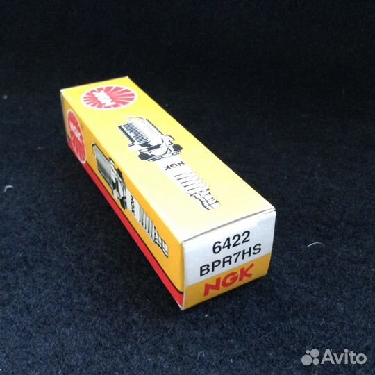 Оригинальная японская свеча зажигания NGK bpr7hs