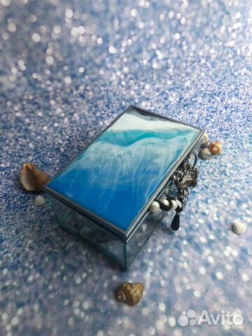 Стеклянная шкатулка