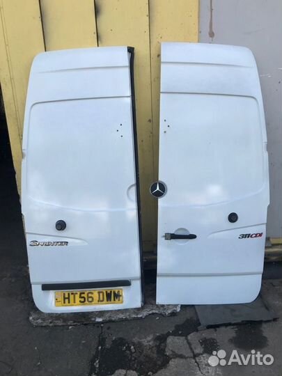 Дверь задняя Mercedes Sprinter W906 ом646.985 2006