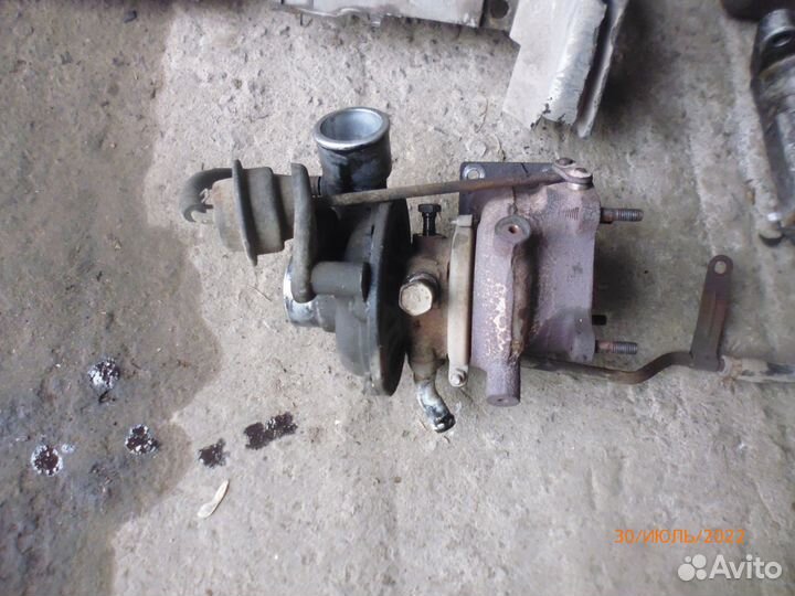 Киа карнивал 2002г.в турбина 2.9