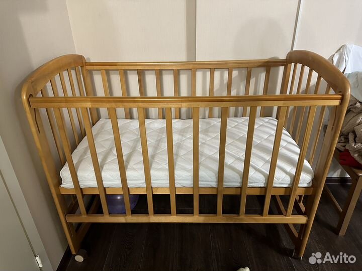 Детская кроватка