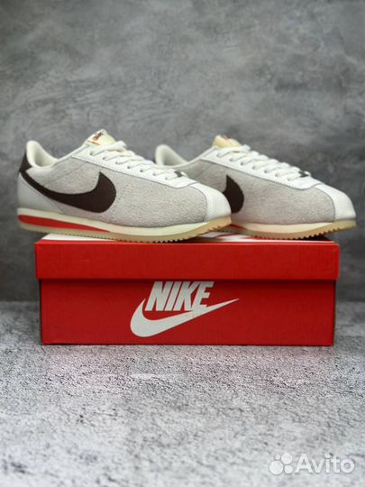 Кроссовки Nike cortez