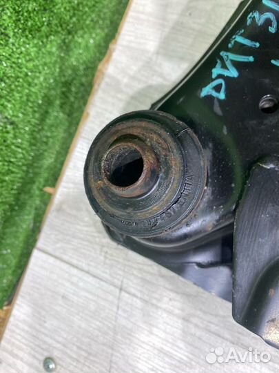 Подрамник Nissan X-Trail DNT31 M9R4837 2010