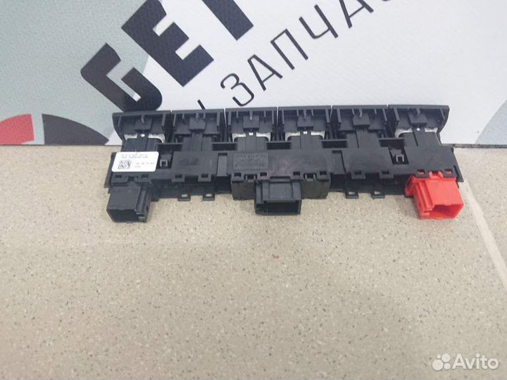 Блок кнопок Skoda Rapid 2013-2020 5JA927132AJ