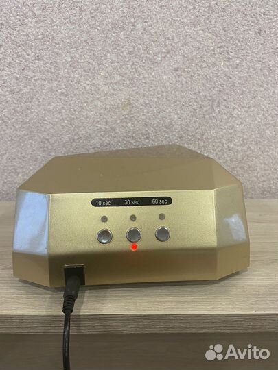 Лампа для ногтей