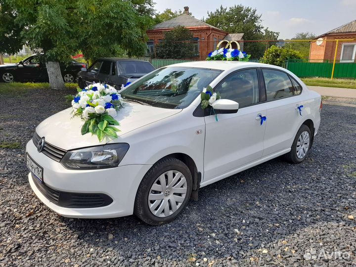 Украшение на автомобиль