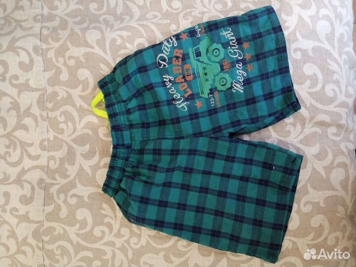 Отдам бесплатно детскую одежду 110-120