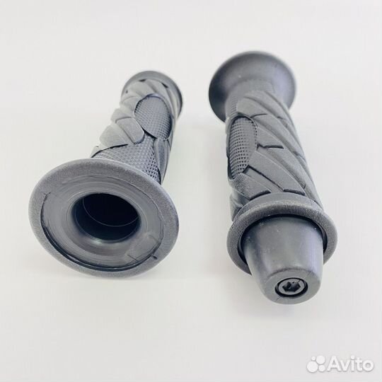 Ручки руля резиновые FT50QT-18 (пара)