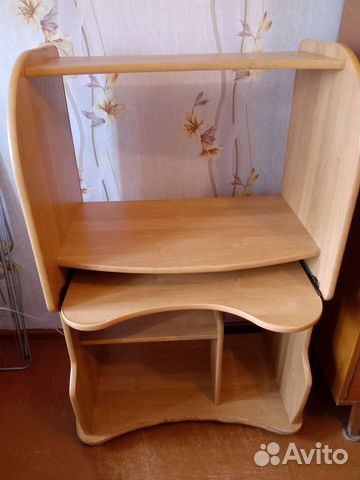 Компьютерный стол