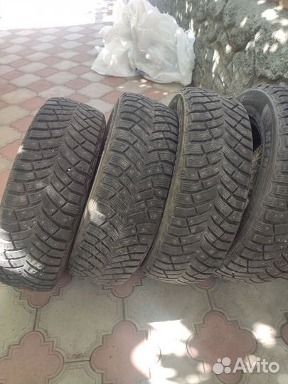 Michelin X-Ice North 4 185/65 R15