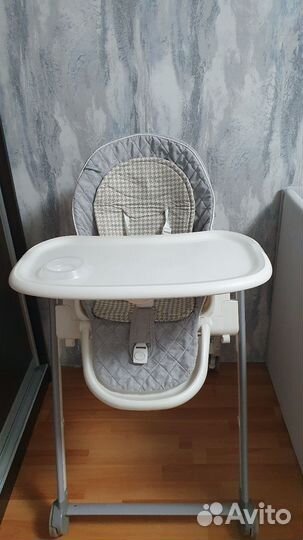 Cтульчик для коpмления нв Bеrny Сlаssiс stylе