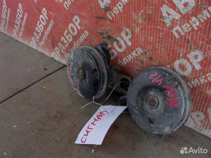 Звуковой сигнал Toyota Rav 4 XA20 1CD FTV 2001