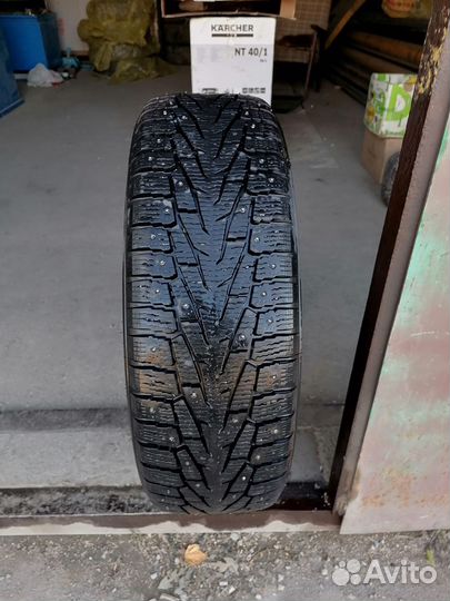 Nokian Tyres Hakka Black SUV 225/65 R17
