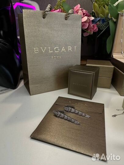 Серьги и кольцо Bulgari Serpenti Viper