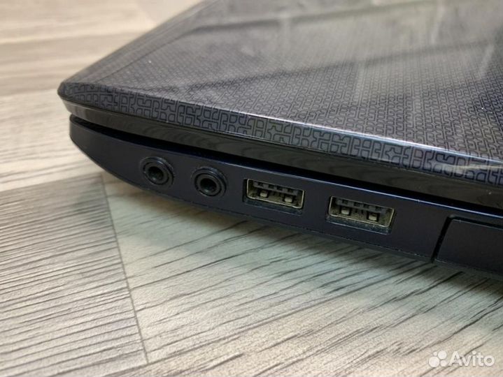 15,6 Ноутбук DNS на i3-3120m