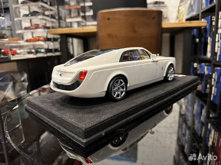 AB & AMA Models Rolls Royce Sweptail белый 1:18