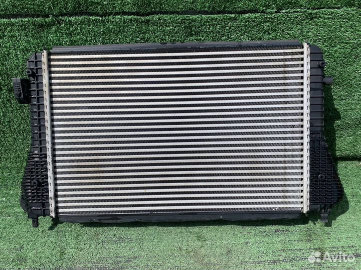 Радиатор интеркулера Audi A3 8P 1K0145803S