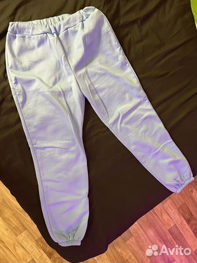 Спортивный костюм женский