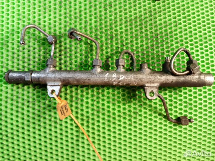 Топливная рампа Renault Megane