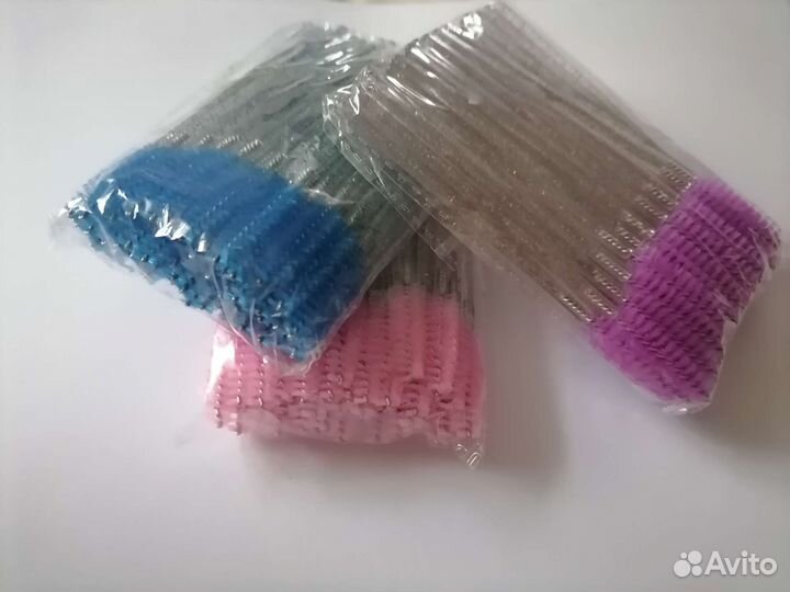 Щеточки для ресниц и бровей