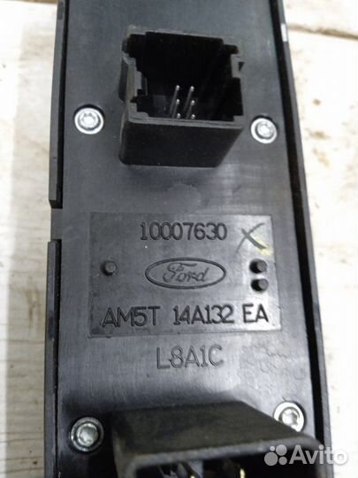 Блок управления стеклоподъемниками Ford Focus